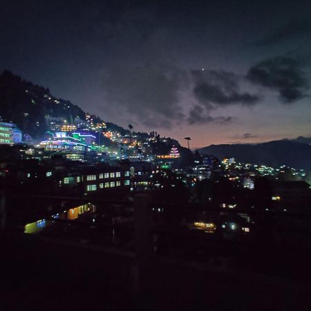 Hotel Pitstop Darjeeling - Excellent Service Recommended & Couple Friendly Bagian luar foto