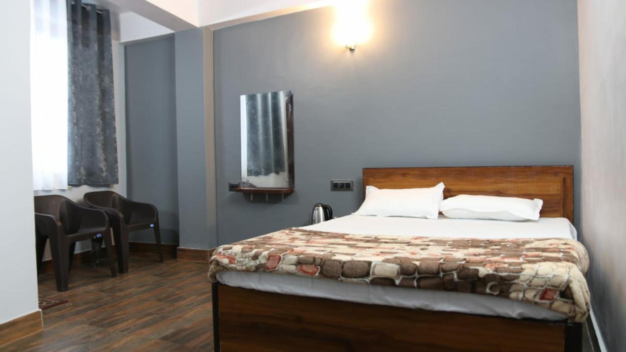Hotel Pitstop Darjeeling - Excellent Service Recommended & Couple Friendly Bagian luar foto
