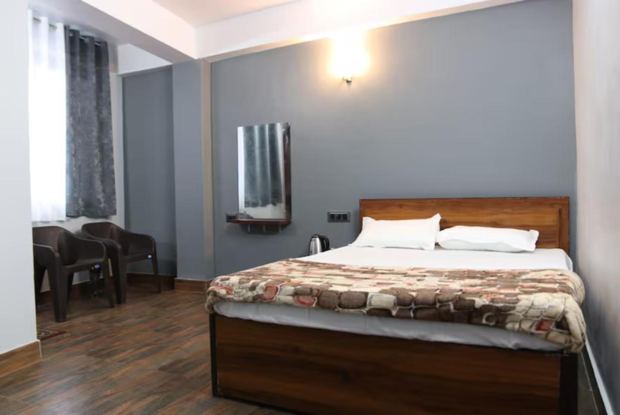 Hotel Pitstop Darjeeling - Excellent Service Recommended & Couple Friendly Bagian luar foto